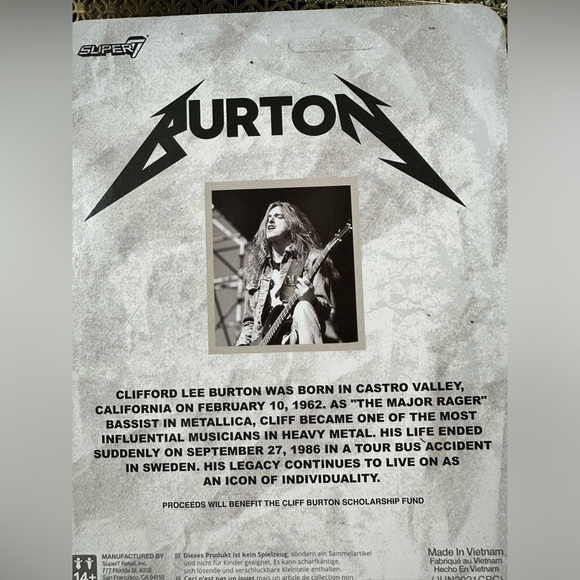 Cliff Burton Action Figure Metallica CliffEmAll- Bass JUN2021CPC Unpunched Card - Picture 7 of 7